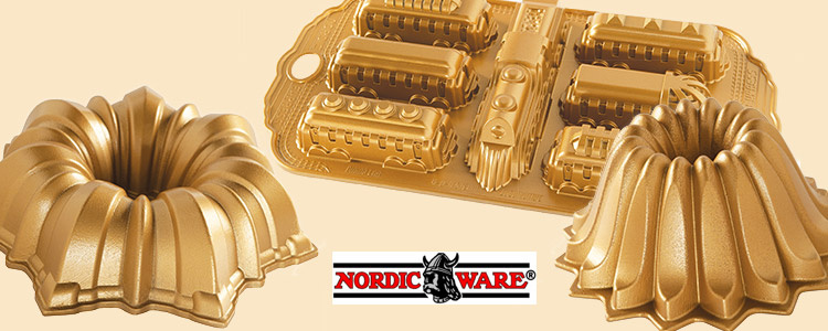 Aluminiowe formy do pieczenia w kolorze złotym