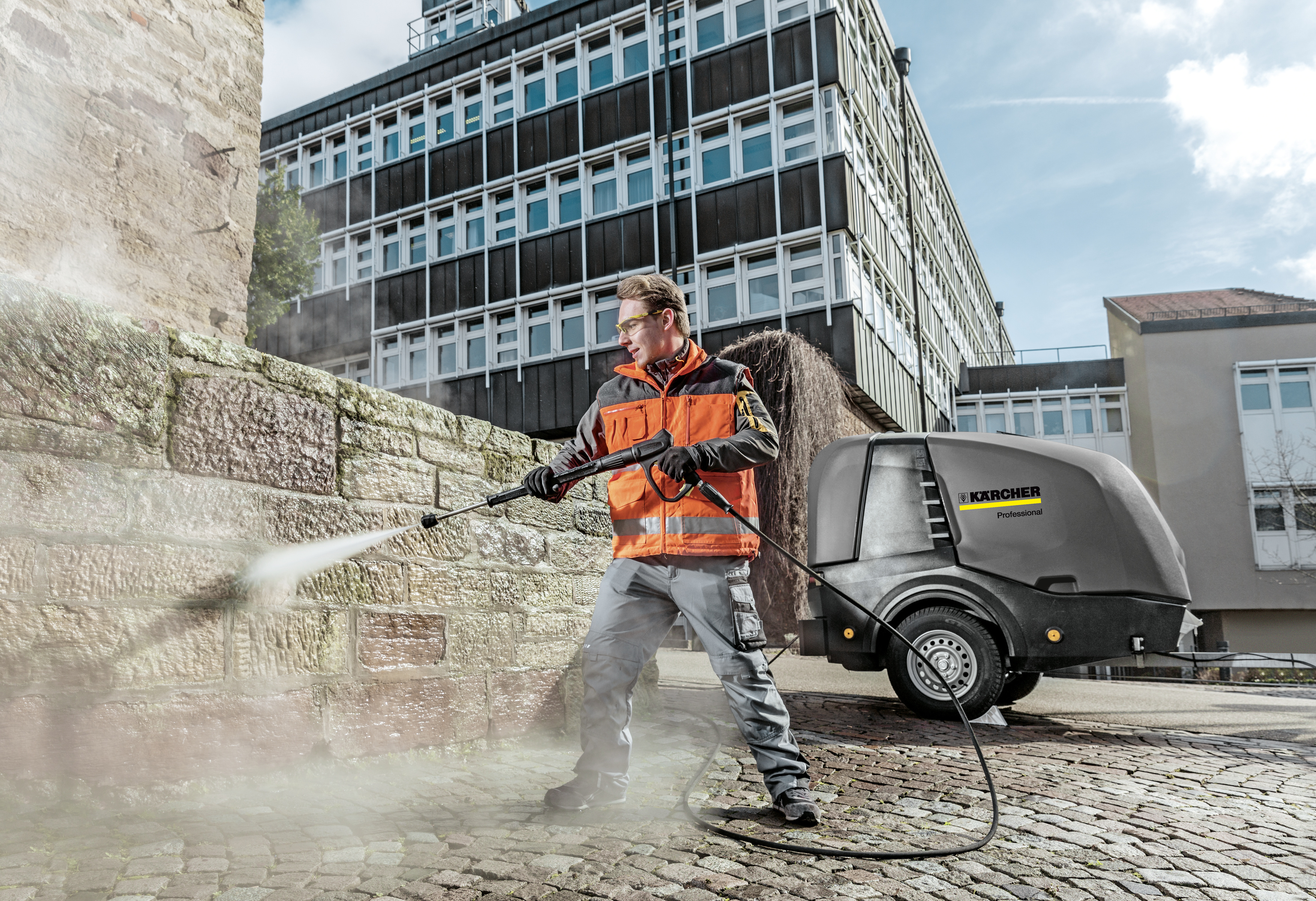 Jakie są rodzaje myjek ciśnieniowych i którą warto wybrać?