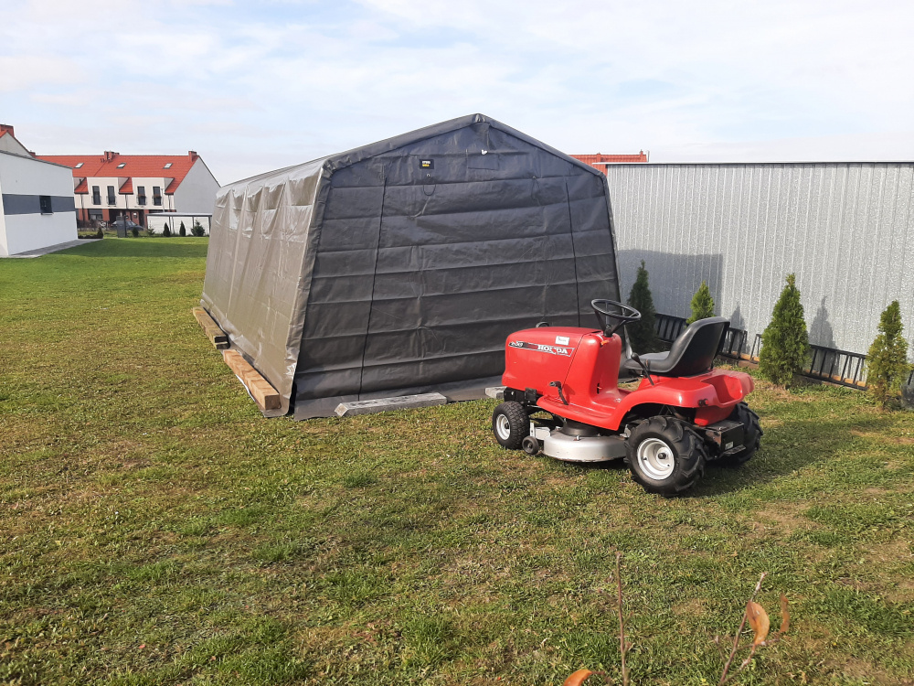 Namiot garażowy – więcej niż zwykłe zadaszenie