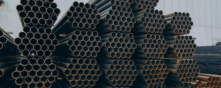 Nowoczesne kominy stalowe – kiedy warto się zdecydować?