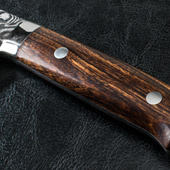 Ostrze VG-10, rękojeść: drewno żelazne