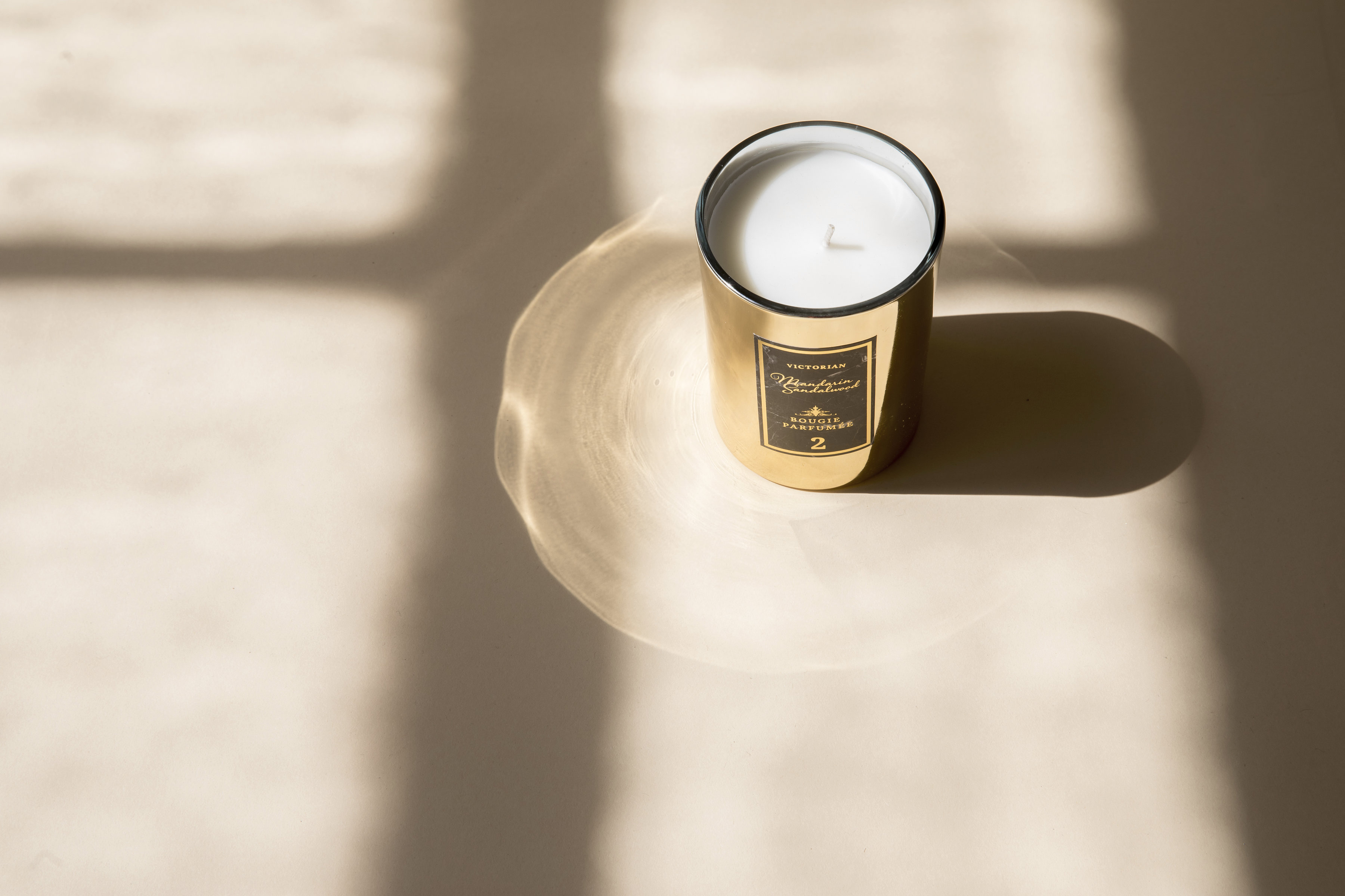 5392402501 - świeca zapachowa - sandałowiec i mandarynka