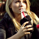 Butelka na wodę w pokrowcu z filtrem węglowym Eau Good Black Blum, seledynowa EGG002