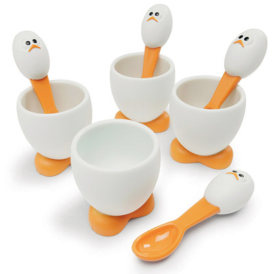 Cztery kieliszki na jajka plus łyżeczki MSC Simply MS-50388