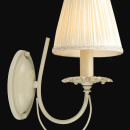 Delikatny kinkiet do sypialni Olivia Maytoni Classic ARM326-01-W