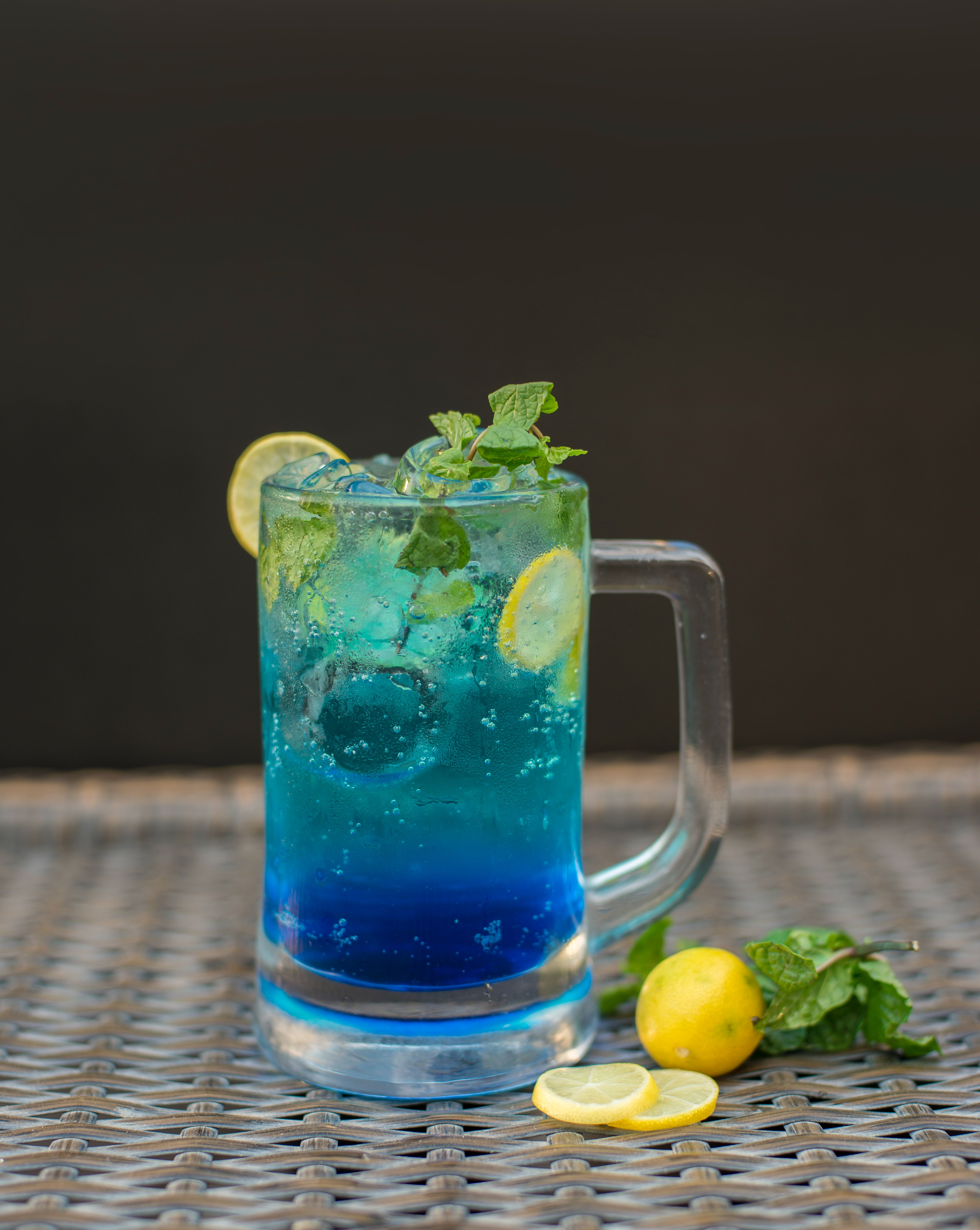 przepis na drink blue mojito