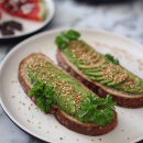 Duży talerz chłodzący do serwowania White Line Magisso 27 cm 70656