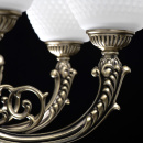 Duży żyrandol z białymi kloszami, postarzany mosiądz Felice MW-LIGHT Classic 114010308