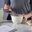 Dzbanek ceramiczny retro z miarką 1 Litr Innovative Kitchen Mason Cash 2008.185