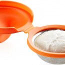 Foremki do jajek w koszulkach Lekue pomarańczowe, 2 sztuki 3402900N07U009