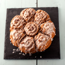 Forma do bułeczek cynamonowych Cinnamon Nordic Ware 88137