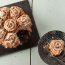 Forma do bułeczek cynamonowych Cinnamon Nordic Ware 88137