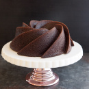 Forma do pieczenia babki Heritage Nordic Ware złota 90077