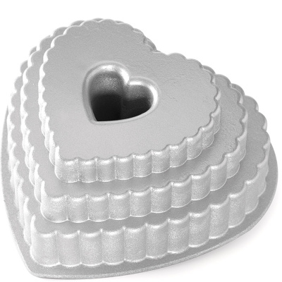 Forma na ciasto Serce Tiered Heart Nordic Ware 89937