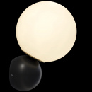 Kinkiet biała kula na czarno-złotej podstawie Nostalgia Maytoni MOD048WL-01G