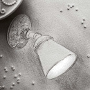 Kinkiet kierunkowy, regulowany z okrągła, zdobioną podstawą Mia Maytoni Classic SP564-CW-01-W