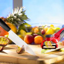 Kuchenny nóż ceramiczny Santoku 14 cm Kyocera Gen biały FK-140WH-BK