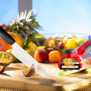 Kuchenny nóż ceramiczny szefa kuchni Santoku 16 cm Kyocera Gen biały FK-160WH-BK