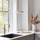 Lampa wisząca Asteria Mini UMAGE perłowa biel 02206