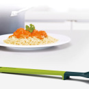 Łyżka silikonowa cedzakowa Elevate Silicone Joseph Joseph 10171