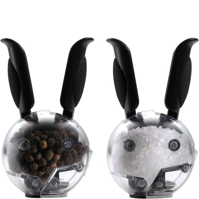 Mini młynki do soli Saltball i pieprzu Pepperball z podstawą magnetyczną Chef'n 101-033-001