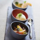 Miseczka ukośna do przypraw, sosów, porcelanowa Solid & Likid Revol białe wnętrz RV-645843-6