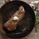 Patelnia 24 cm żelazo pokryte woskiem pszczelim de Buyer Mineral B Bois Pro D-5680-24