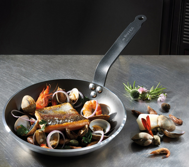 Patelnia aluminiowa 32 cm