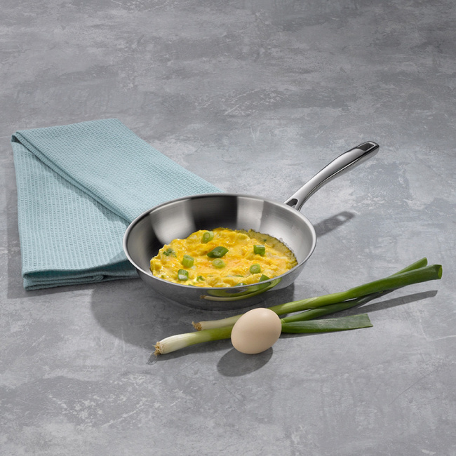 Patelnia stalowa 20 cm