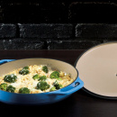 Patelnia żeliwna do duszenia, emaliowana z pokrywą 3,5 Litra Lodge niebieska EC3CC33