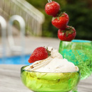 Patera na ciasto z pokrywą Sagaform Happy Days różowa SF-5016246