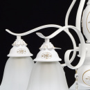 Pięcioramienna biała lampa sufitowa w stylu shabby chic z antycznymi zdobieniami 639011605