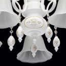 Pięcioramienna biała lampa sufitowa w stylu shabby chic z antycznymi zdobieniami 639011605