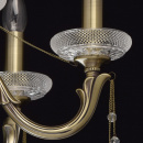 Piękny żyrandol z kryształowymi dodatkami do salonu MW-LIGHT Classic 482014206