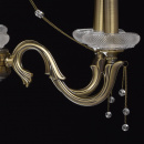 Piękny żyrandol z kryształowymi dodatkami do salonu MW-LIGHT Classic 482014206