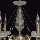 Piękny żyrandol z kryształowymi dodatkami do salonu MW-LIGHT Classic 482014206