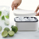 Pojemnik na lód i foremka ICE BOX Lekue biały 0250400B01C002