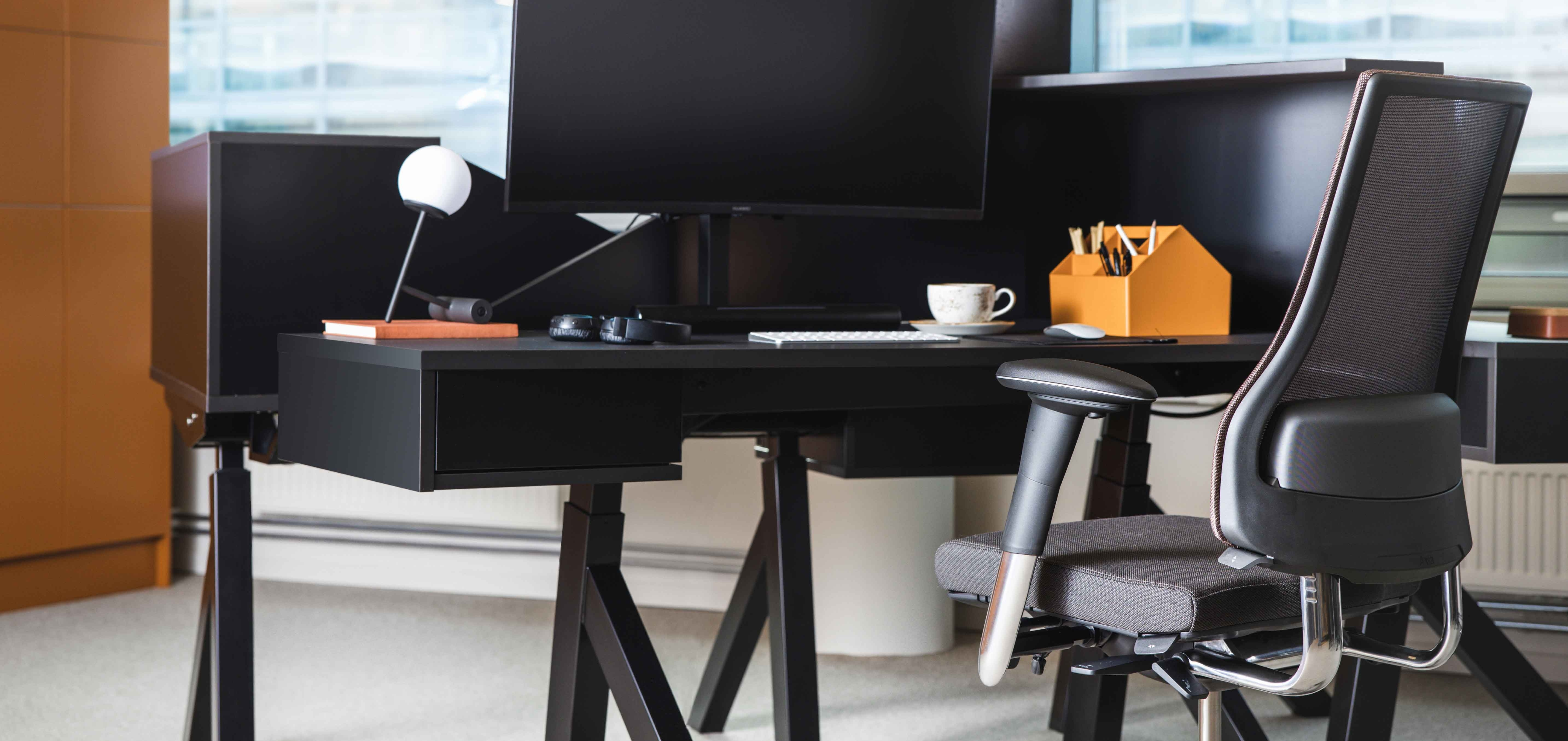 profesjonalny fotel ergonomiczny z podparciem ledzwiowym najlepsze fotele ergonomiczne do dlugich godzin pracy