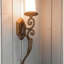 Rustykalny kinkiet z kutego żelaza z matowym kloszem w kształcie świecy 382021201