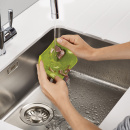 Silikonowy obierak do czosnku Scroll Joseph Joseph szary 20045