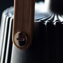 Spodek z czarnej porcelany Pekoë Revol RV-653630-4