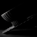 Spodek z czarnej porcelany Pekoë Revol RV-653630-4