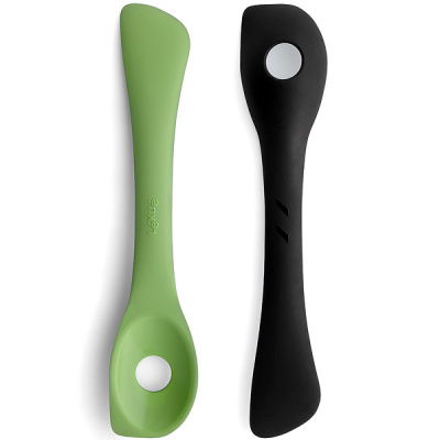 Szpatułka z łyżką z dziurką Duo Tools Lekue zielona 0200430V05