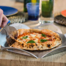 Taca do krojenia i serwowania pizzy Amica Gimetal GI-AC-PETALO33