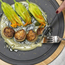 Talerz do steków 30 cm, porcelanowa imitacja czarnego łupka Basalt Revol RV-647911-2