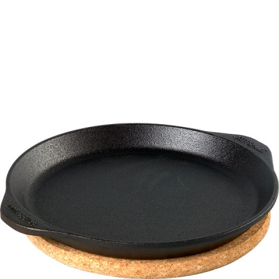 Talerz żeliwny z korkową podstawką Tradition Skeppshult 23cm 0232