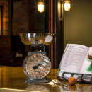 Waga kuchenna mechaniczna w starym stylu Kitchen Craft INDSCALE10