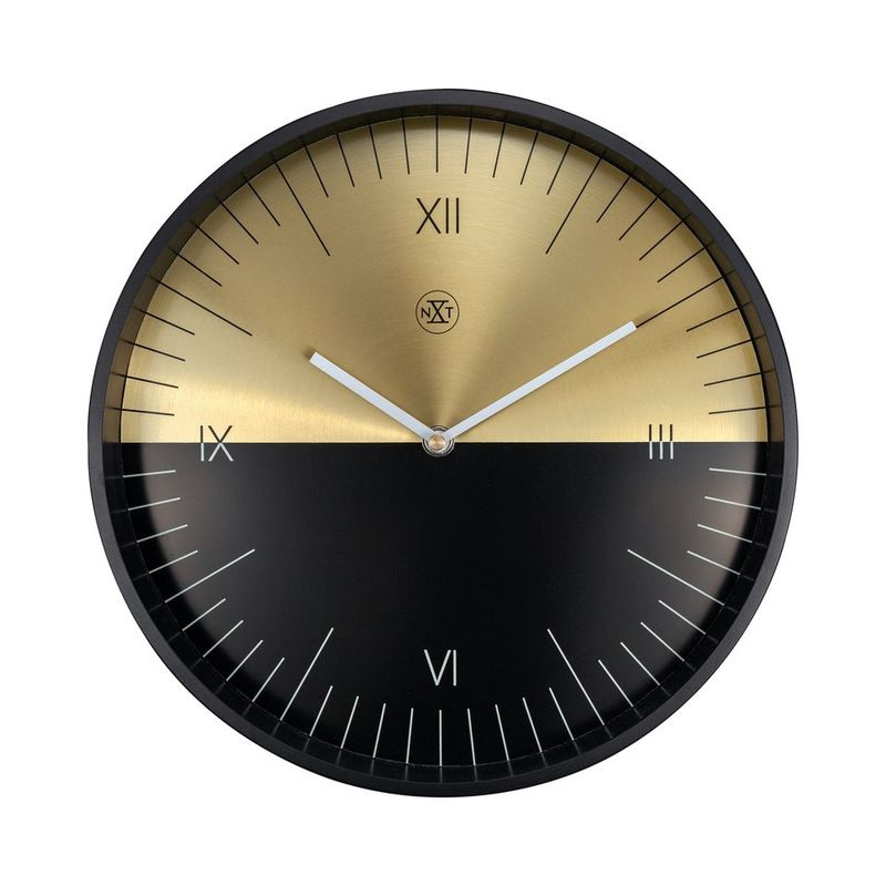  Nextime, styl retro, zdjęcie czarno złoty zegar z dużymi cyframi, złote wskazówki