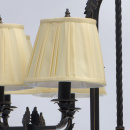 Żyrandol antyczny styl, kuty metal, beżowe abażury Victoria CHIARO Country 401010908