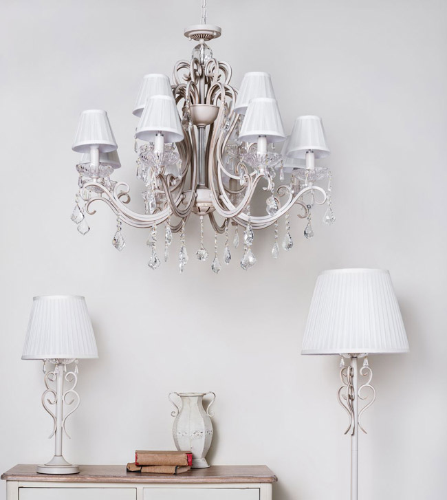 Żyrandole z regulacją wysokości